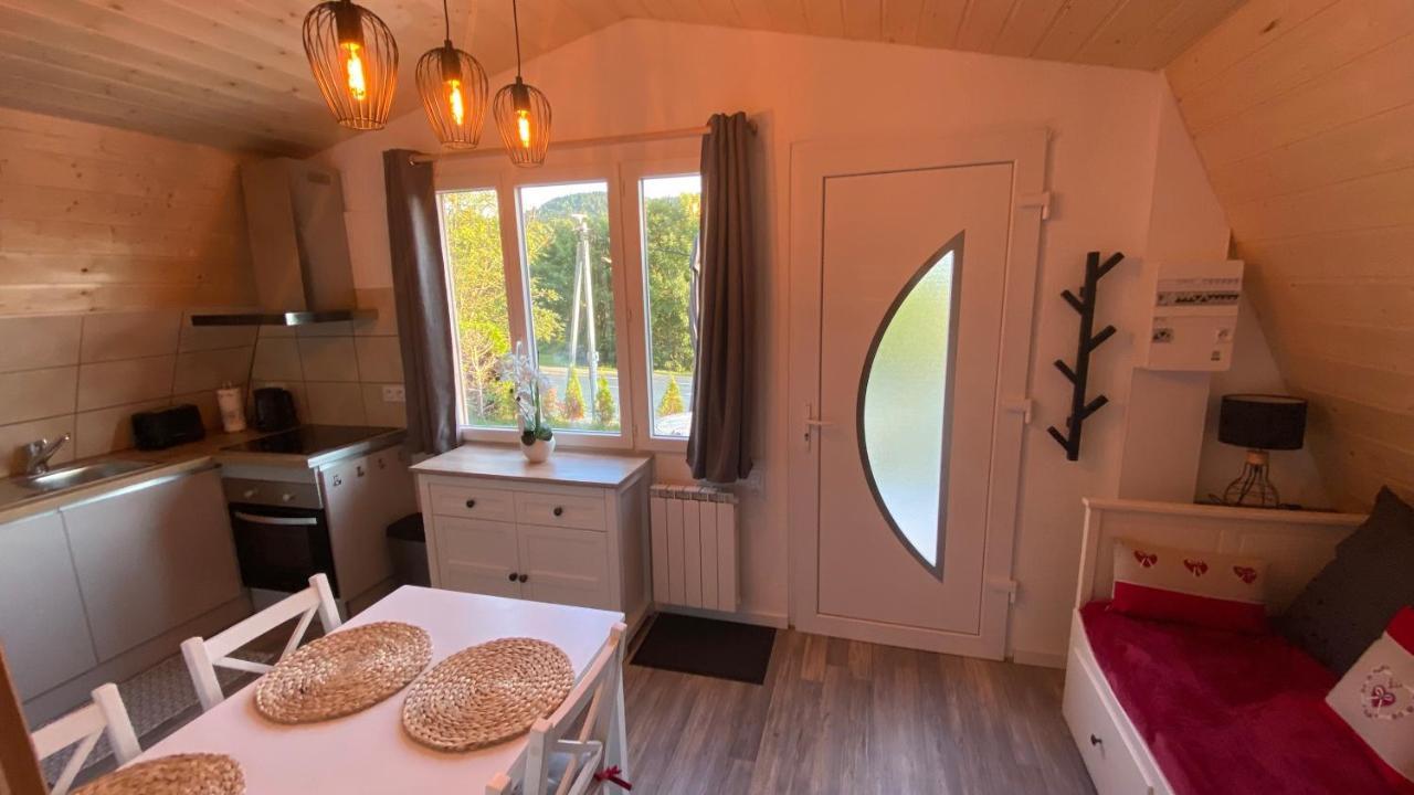 Au-Doux-Altic Chalet Romantique Avec Jacuzzi Et Sauna Métabief Buitenkant foto